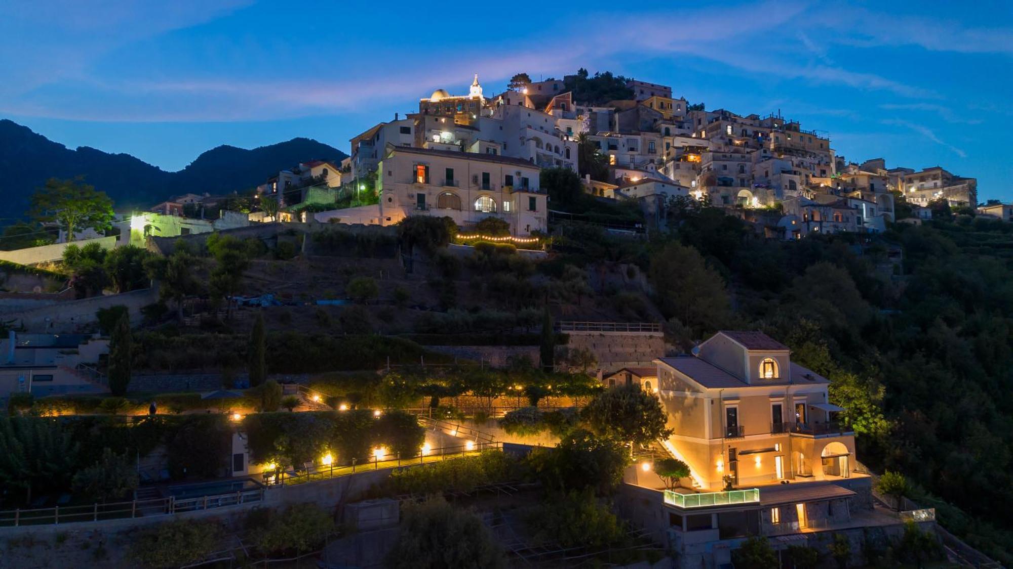 Kemi Luxury Suites Vietri sul Mare Exterior photo